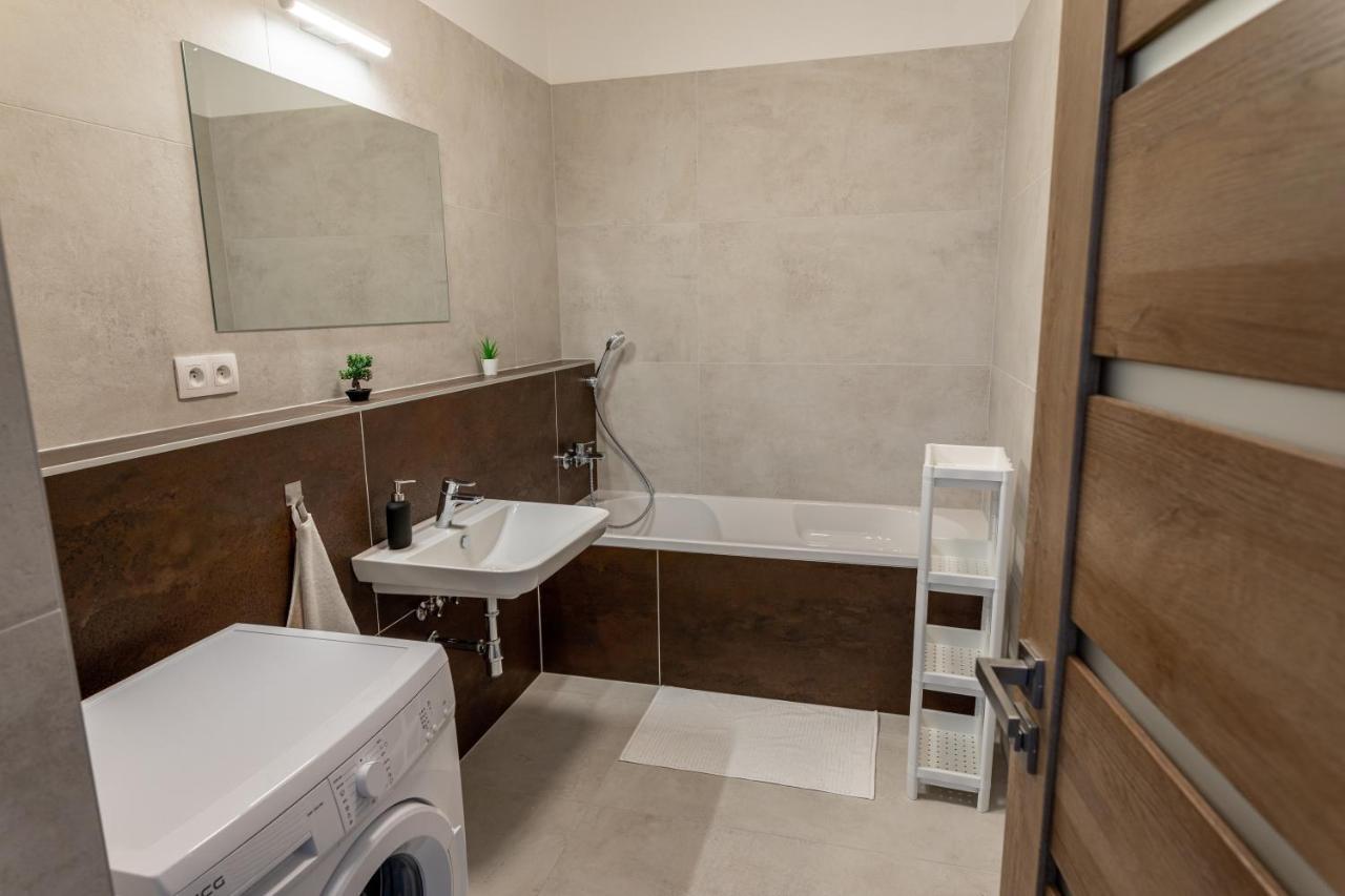 Stresny Aparman Pri Mlyne Apartment Скалица Екстериор снимка